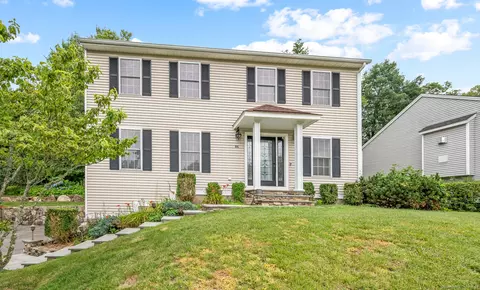 86 Lisbon St, Watertown, CT 06795