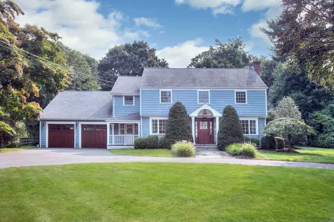 181 Margemere Dr, Fairfield, CT 06824