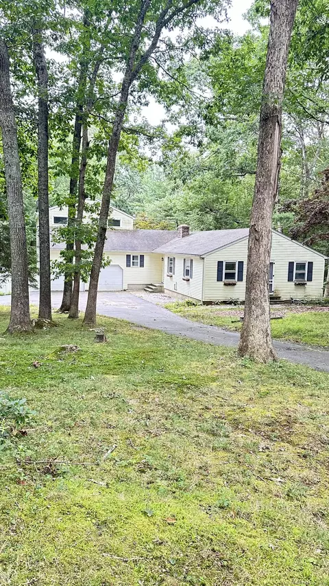 248 Toby Hill Rd, Westbrook, CT 06498
