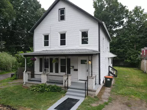 21 Quinlan Ave, Meriden, CT 06450