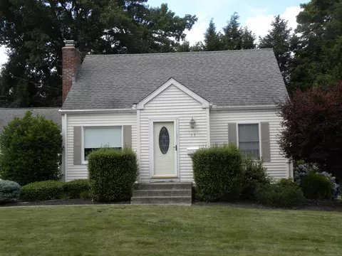 17 Cindy Ln, Berlin, CT 06037
