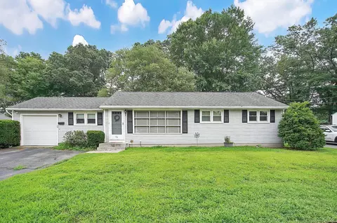 111 South Rd, Enfield, CT 06082