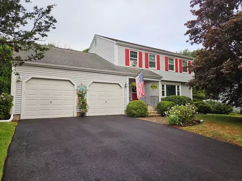 65 Old Tannery Ln, Rocky Hill, CT 06067