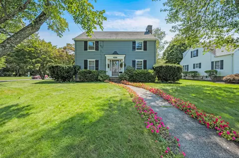 36 Pilgrim Rd, Bristol, CT 06010
