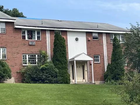 49 Sigwin Dr #49, Wallingford, CT 06492
