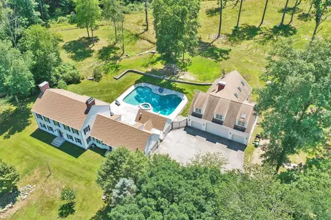 62 Hill Top Trl, Salem, CT 06420