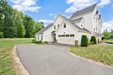 164 Pepin Pl #164, South Windsor, CT 06074