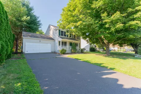 11 Walcott Grn #11, South Windsor, CT 06074