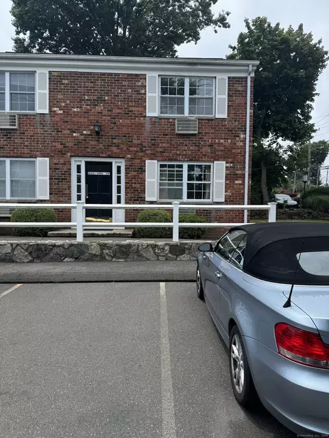 287 Hamilton Ave #1H, Stamford, CT 06902