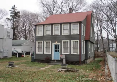 1002 E Broadway, Milford, CT 06460