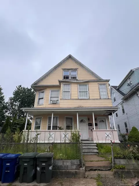 127-129 Merriam St, Bridgeport, CT 06604