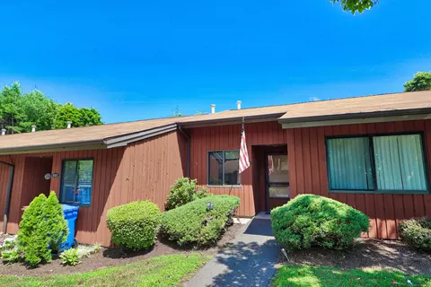 460 Asbury Rdg, Shelton, CT 06484