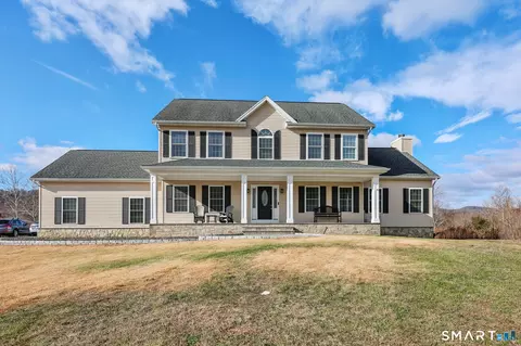 5 Kary Ln, New Milford, CT 06776