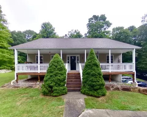 49 Ball Pond Rd, Danbury, CT 06811