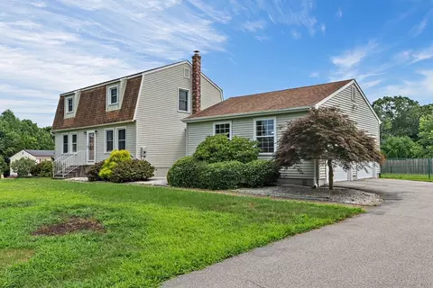 4 Katherine Ct, Uncasville, CT 06382