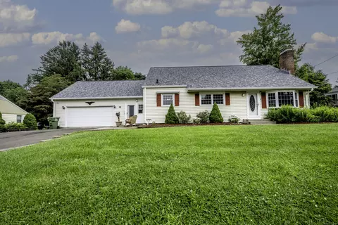 36 Spring St, Portland, CT 06480