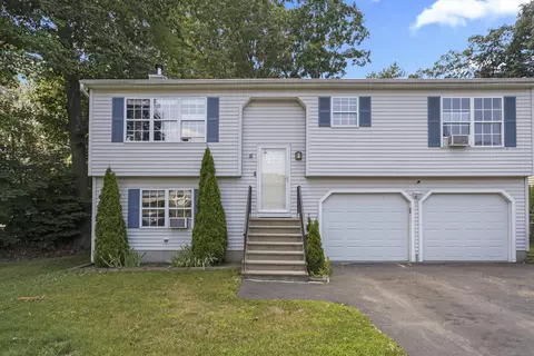 33 Woodglen Dr, Waterbury, CT 06705