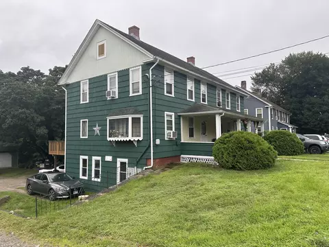 37-39 E Main St, Plainfield, CT 06374
