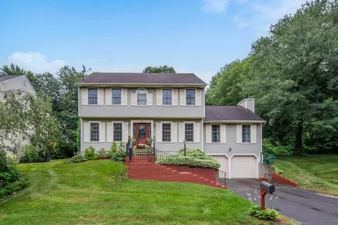 127 Kenmore Ave, Waterbury, CT 06708