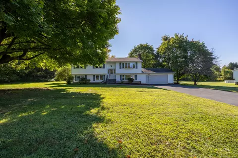 9 Ruta Dr, Northford, CT 06472