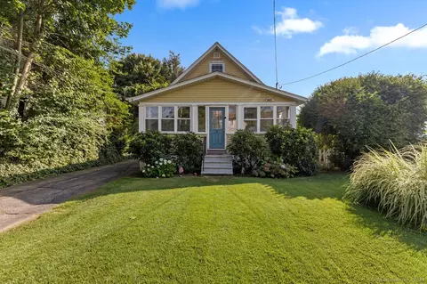 12 Summit Ave, Shelton, CT 06484