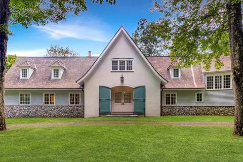 14 Lonetown Rd, Redding, CT 06896