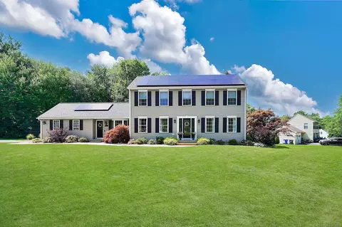 2 Wilson Ct, Enfield, CT 06082