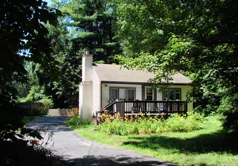 19 Pinecrest Rd, Barkhamsted, CT 06063