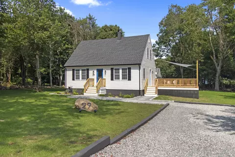 29 Griswold St, Stonington, CT 06379