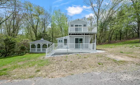 98 White Sands Rd, East Haddam, CT 06469