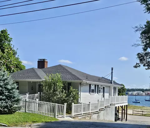 468 Pequot Ave, New London, CT 06320