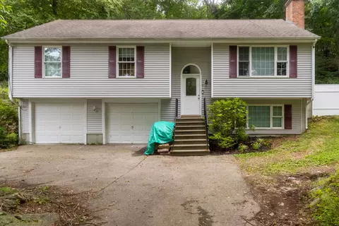 51 Starr St, Norwich, CT 06360