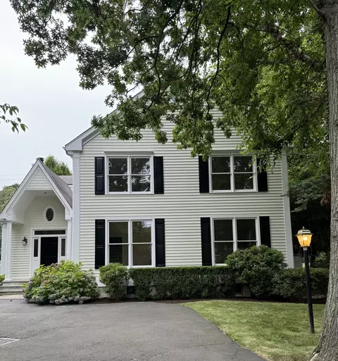 107 Summit Rd, Greenwich, CT 06878