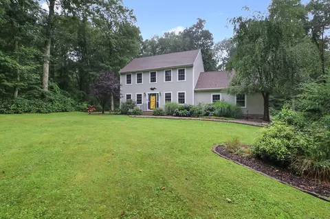 277 Parish Hill Rd, Chaplin, CT 06235