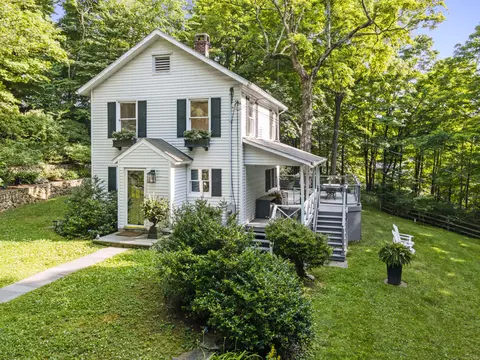 72 Old Mill Rd, Wilton, CT 06897