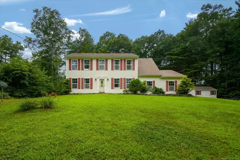 45 Salmon Dr, Brooklyn, CT 06234