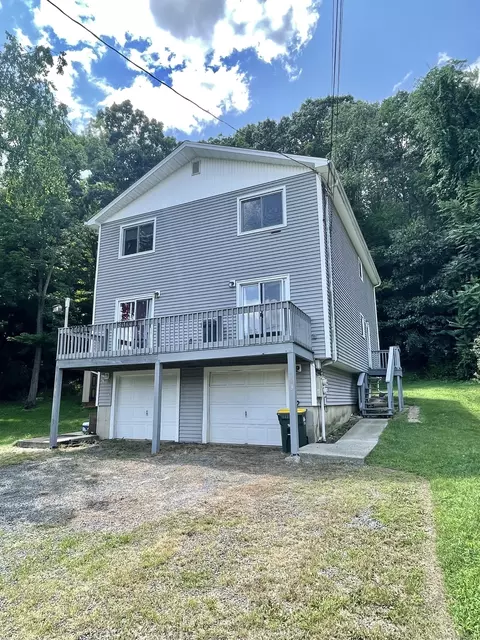 281 Beaver St, Ansonia, CT 06401