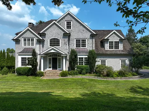 139 High Meadow Rd, Fairfield, CT 06890