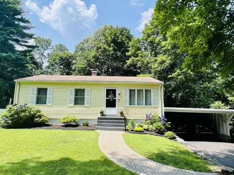29 Judd Ave, Bethel, CT 06801
