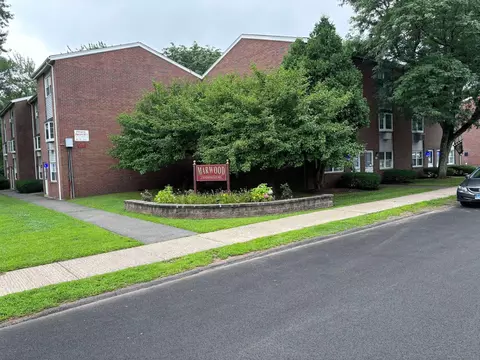 66 Beths Ave #17, Bristol, CT 06010