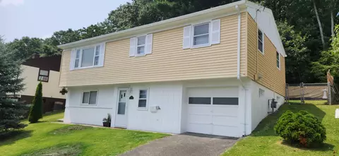 202 New Haven Ave, Waterbury, CT 06708