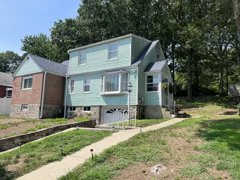 281 Mill Plain Ave, Waterbury, CT 06705