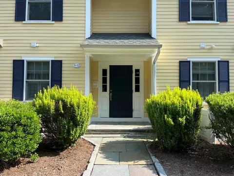 6 Silvermine Ave #12, Norwalk, CT 06850
