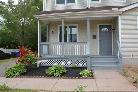 169 Kensington St, Hartford, CT 06120