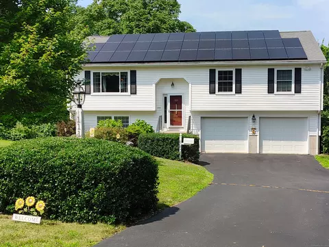 111 Legion Dr, Vernon, CT 06066