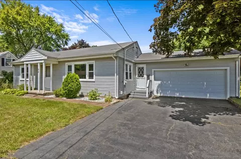 58 E Side Dr, Wallingford, CT 06492