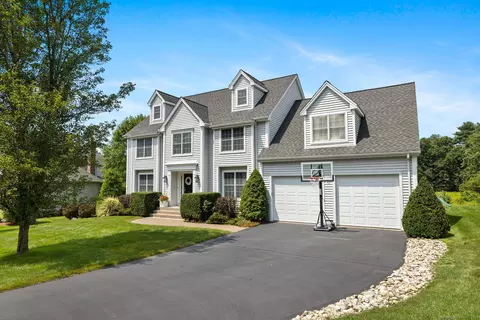 131 Gates Farm Rd, Glastonbury, CT 06033