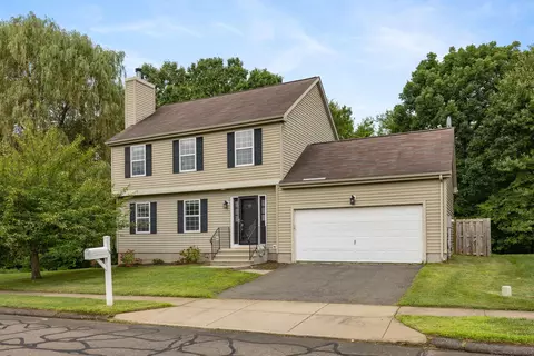 25 Rolling Grn, Middletown, CT 06457
