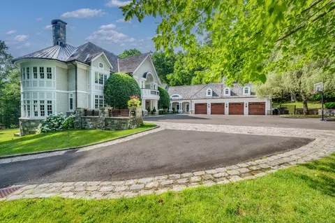 20 Heronvue Rd, Greenwich, CT 06831