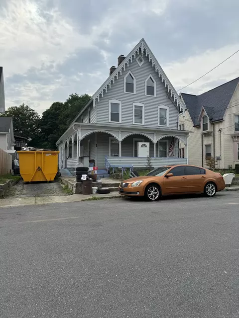 50 Fairmount St, Norwich, CT 06360